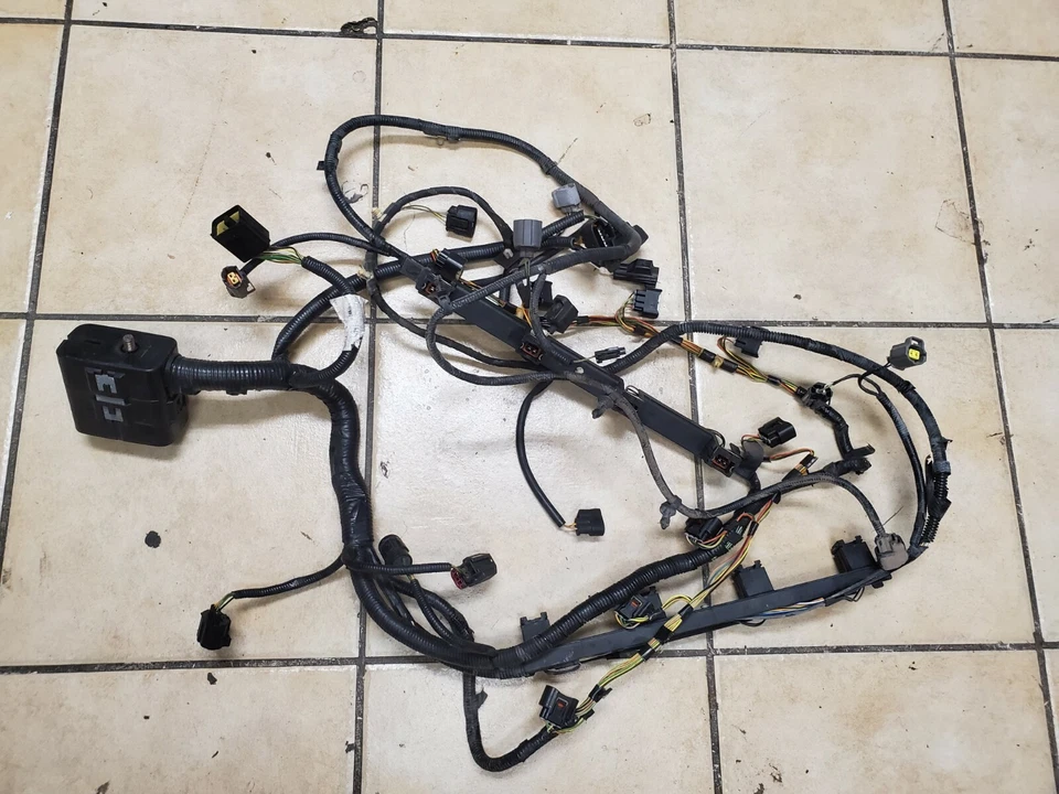 1998 1999   JAGUAR XJ8 XJ8L VANDEN PLAS  ENGINE WIRE HARNESS - Image 1 of 1