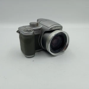 Panasonic Lumix DMC-F27 Digital Camera - Untested - Picture 1 of 9