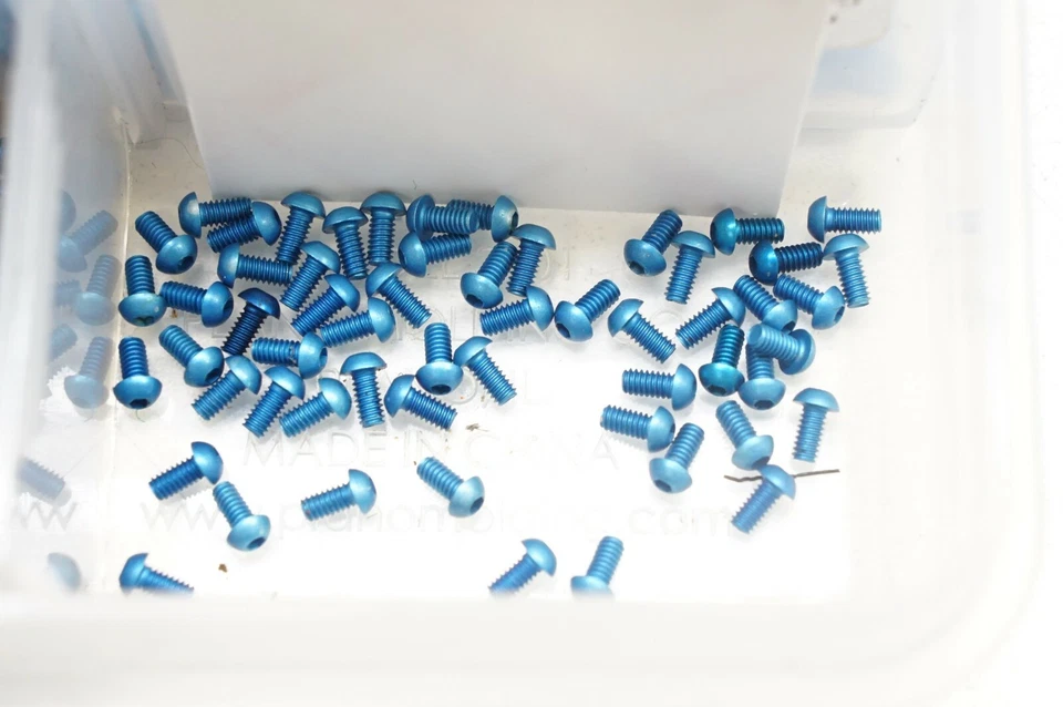 Premium M3 Blue Aluminum Screws for RC Car - 10pc Metric Button Head & Flat Head - Image 1 of 1