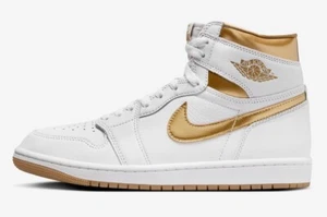 2024 WMNS NIKE AIR JORDAN 1 RETRO HIGH OG GRÖSSE 9,5 WEISS METALLIC GOLD FD2596-107 - Bild 1 von 5