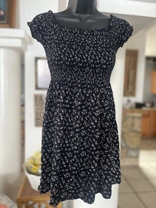 Brandy Melville short black smocked dress with ditsy floral print  #cottagecore - Picture 1 of 4