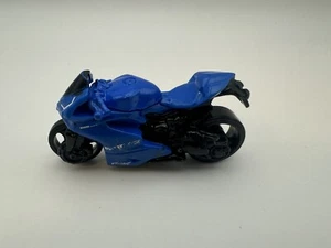 2013 HOT WHEELS HW CITY DUCATI DIAVEL BLUE 9/250 LOOSE - Picture 1 of 5