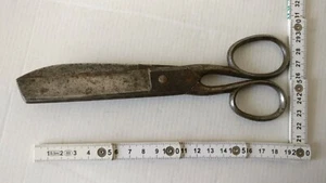 Rare 180 grams metal Old nice G. RASCHE 5 collectible scissors embroidery Tailor - Picture 1 of 7