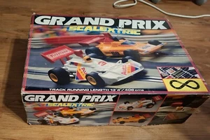 Scalextric Grand prix - Bild 1 von 9