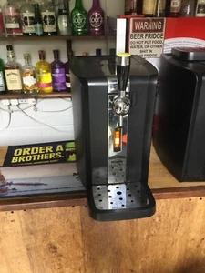 MÁQUINA DE TIRO PERFECTA. PINTAS DE PUB PERFECTAS EN CASA - Imagen 1 de 3