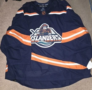 Nueva con etiquetas Camiseta New York Islanders Retro Reverse 2.0 MIC Fisherman Team Emitida 60GC - Imagen 1 de 7