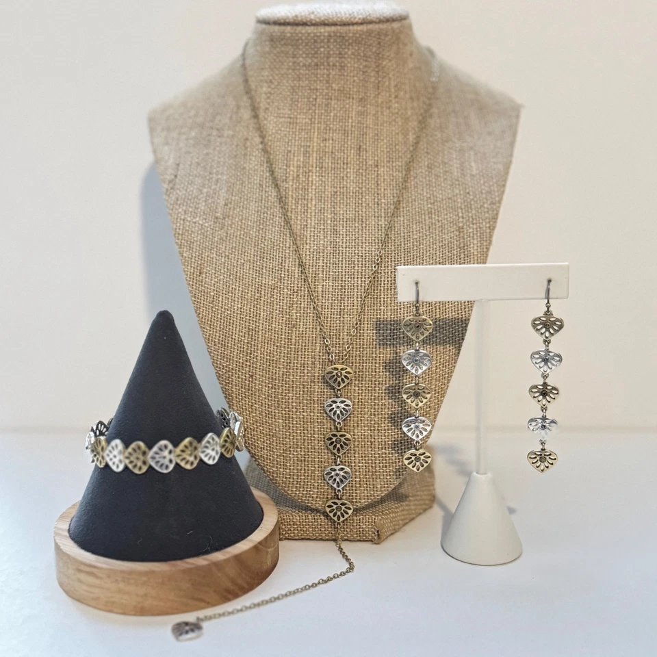 Juego de pendientes y brazaletes de metal mezclado Lucky Brand Heart Charm Lariat collar Foto 1 de 4
