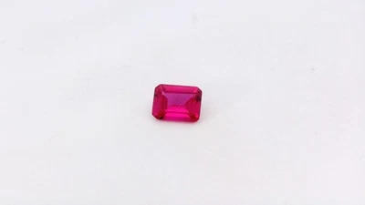 Pedra preciosa rubi corte esmeralda 1,91 ct criada em laboratório 8,0 x 6,0 mm - Imagem 1 de 4