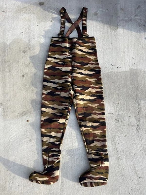 Camo neoprene waders - Image 1 of 4