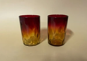 Zwei (2) antike AMBERINA Glas Diamant Optik Becher um 1880 - Bild 1 von 5