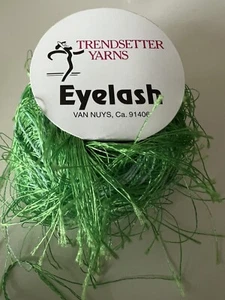 Trendsetter Yarns - Eyelash Color 71 Green New - Picture 1 of 6