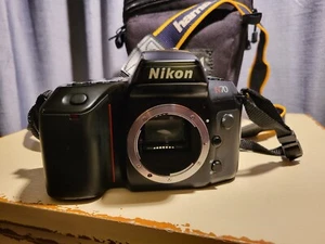 Nikon N70 Body, With Bonus Carrying Case - Picture 1 of 5