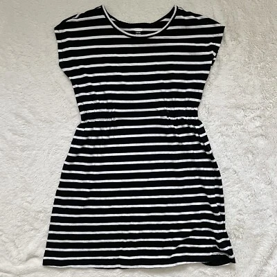 Vestido manga gorra Old Navy para niña talla L (10/12) negro/blanco a rayas línea A Foto 1 de 4
