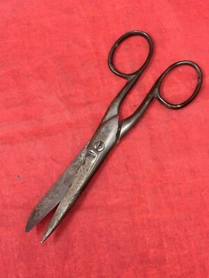 R. Hess Curved Scissors 5.5" Metal Antique Vintage - Image 1 of 4