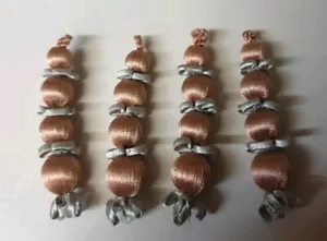PASSEMENTERIE HOULES 2 PAIRES 4 PERLES ET NOEUDS COULEUR ROSE GRIS REF854PNVRG - Foto 1 di 1