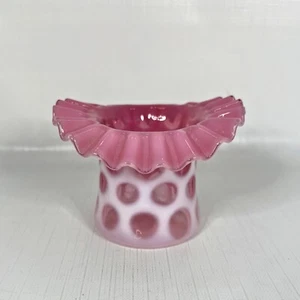 Fenton Ruffled Coin Dot Vase Top Hat Pink White Unmarked Cottage Core Vintage - Picture 1 of 8