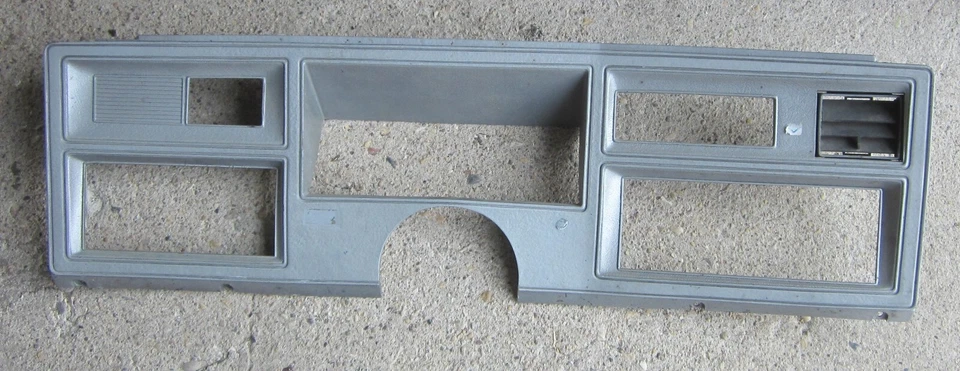 1976 - 1980? Ободок приборной панели Dodge Aspen Plymouth Volare б/у без переменного тока? - Изображение 1 из 4