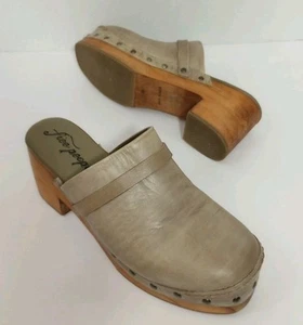Free People Calabasas Clogs Shoes Platform Heels Size EU 39 US 8.5 Taupe Studded - Picture 1 of 9