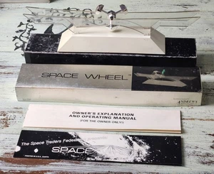 Vintage SPACE WHEEL Desk Toy w/ Box & Manuals – Works! Andrews Mfg USA ✨ - Picture 1 of 7