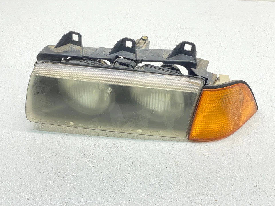 Conjunto de faros halógenos delanteros izquierdos del lado del conductor 91-99 BMW E36 serie 3 OEM✅ Foto 1 de 4