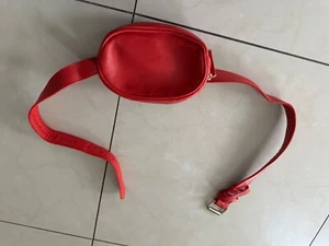 tolle Damen-Gürteltasche " VMP ", Fb. rot , top - Bild 1 von 5