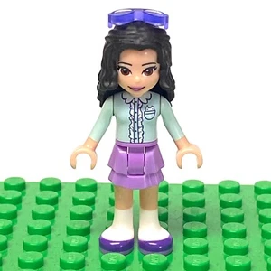 LEGO® Friends Minifiguren Emma Lavendel Rock Aqua Bluse mit trans lila Sonnenbrille - Bild 1 von 4