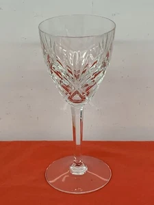 ST. LOUIS CRYSTAL (FRANCE) -- CHANTILLY - CLEAR -- WATER GOBLET - Picture 1 of 4