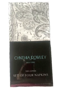 Cynthia Rowley Set of 4 Paisley Cloth Napkins Christmas Holiday Grey Silver - Picture 1 of 10