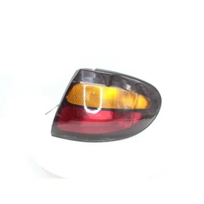 1997 年福特金牛座尾灯总成零件编号 YF1Z13405AB — 第 1/4 张图片