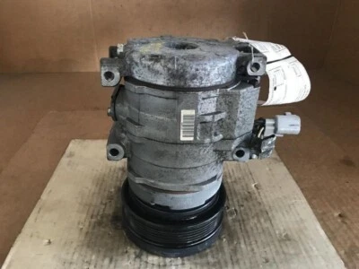 Compresor de aire acondicionado Toyota Tundra 2000-2006  Foto 1 de 2