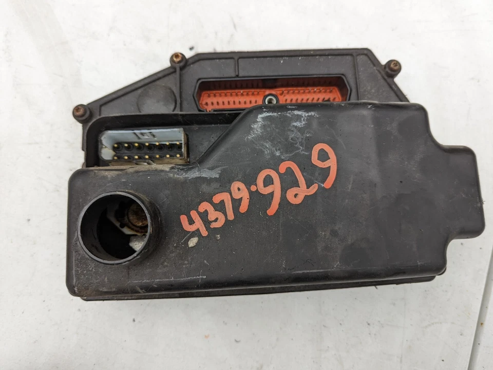 Dodge Ram 1988 furgoneta RAM 3,9 motor ecu motor ECM ordenador Mopar 4379913 4379929 Foto 1 de 1