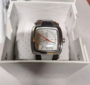 Diesel DZ-4033 Acciaio Inox Quarzo Analogico Cinturino Pelle Uomo Orologio da Polso Scatola - Foto 1 di 13