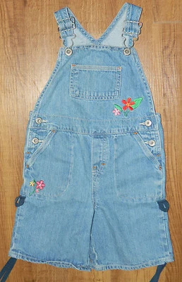 Girls Genuine Kids by Oshkosh Brand Denim Overall Shorts size 4 / 22x6  - Image 1 of 4