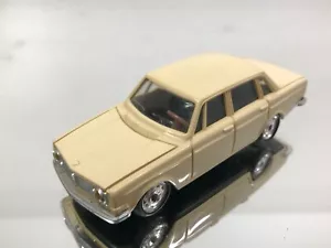MINIALUXE VOLVO 144 SEDAN - PLASTIC -CREAM 1:43- GOOD CONDITION - 481 - Imagen 1 de 6