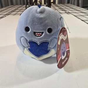 NUEVO CON ETIQUETAS 4.5" MALVAVISCO DÍA DE SAN VALENTÍN 2023 * RONELLO EL TIBURÓN AZUL - Imagen 1 de 3