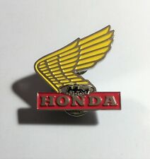 Honda, Motorcycle, Metal Badge, Hat Pin, Lapel Pin, 2 clutches red yellow wings 