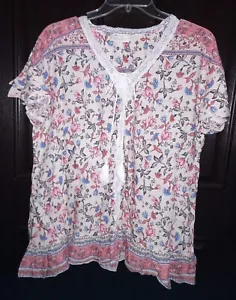 Blusa Mujer Fin de Semana Susane Betro 1X Bonita Diseño Floral Blanca Rosa Azul Nueva - Imagen 1 de 10