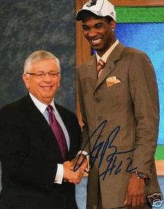 FOTO FIRMADA COREY BREWER GATORS TIMBERWOLVES 8x10 - Imagen 1 de 1