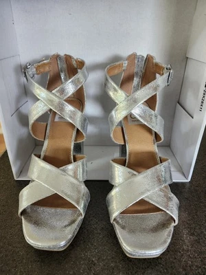 Dolce Vita Ilona Silver Platform Heals Open Toe Womens Size 7M - Image 1 of 4