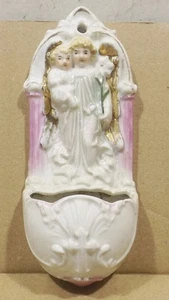 Antike Porzellan Weihwasser Wandbehälter 15,5cm mit Engel/Kind  Skulptur gemarkt - Bild 1 von 7