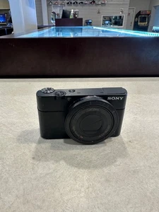 Sony Cybershot dsc-rx100 mark 1 SPB-MS ID: 349008 - Picture 1 of 6