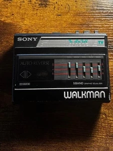 SONY Walkman/Recorder  WM-F80 WALKMAN TV/FM/AM Cassette Tape Player Parts Only - Picture 1 of 7