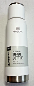 Stanley Adventure TO-GO Bottiglia 1.1 QT 1L Bianco Nuovo con etichette - Foto 1 di 4
