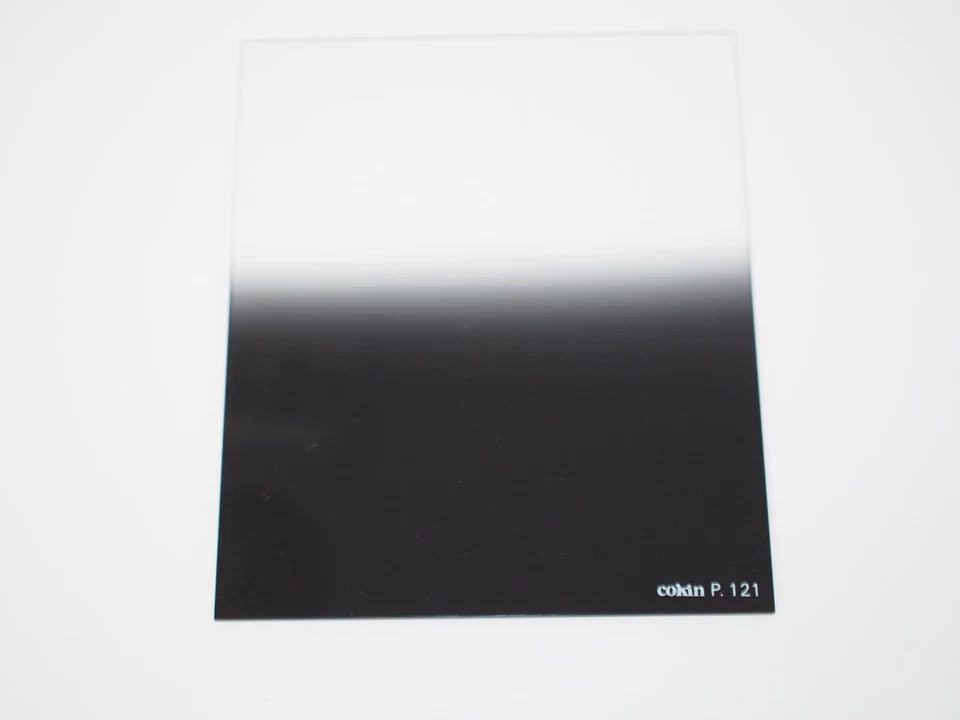 Cokin P121 ND8 Graduated Neutral Density G2 Filter - Image 1 of 1