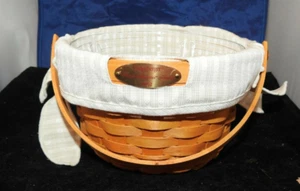 Longaberger 2002 Woven Memories Basket with cloth and plastic liner - Picture 1 of 9