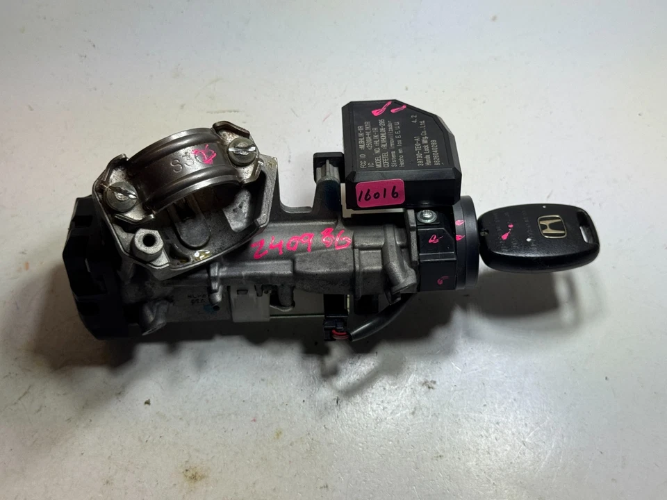 Interruptor de encendido Honda Accord 2008-2012 bloqueo con llave e inmovilizador OEM 39730-TE0-A1 Foto 1 de 4