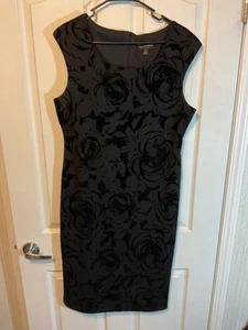 Connected Woman Black Sleeveless Dress With Silver Floral Design Size 14 - Picture 1 of 4