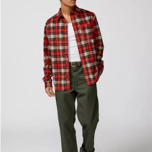 BDG Urban Outfitters Camicia Uomo Evan Plaid Cord ROSSO Taglia Media - Foto 1 di 7