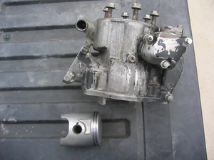 1989 HONDA CR250 OEM CYLINDER & POWER VALVES & PISTON GOOD NIKASIL 12100-KZ3-000 - Picture 1 of 24