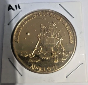 Apollo 11 Commemorative Aluminum Token Man First Step on the Moon - Picture 1 of 2